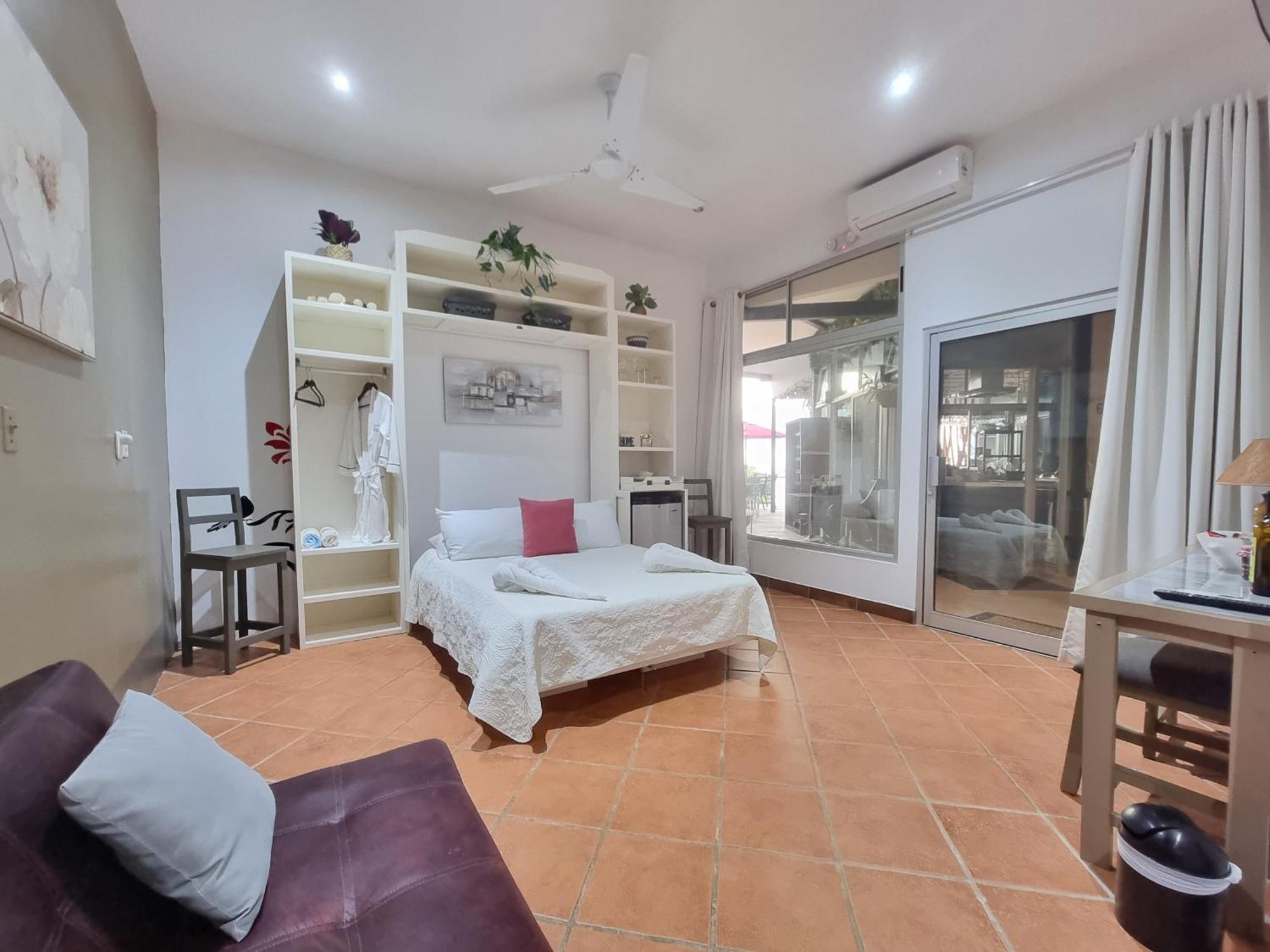 מנואל אנטוניו Hotel Vos מראה חיצוני תמונה